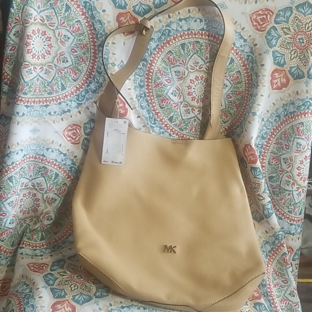 Michael Kors purse